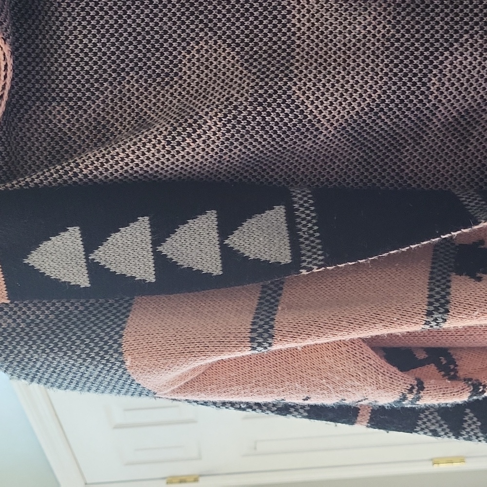 Patterned Sweater Jacket - image 6